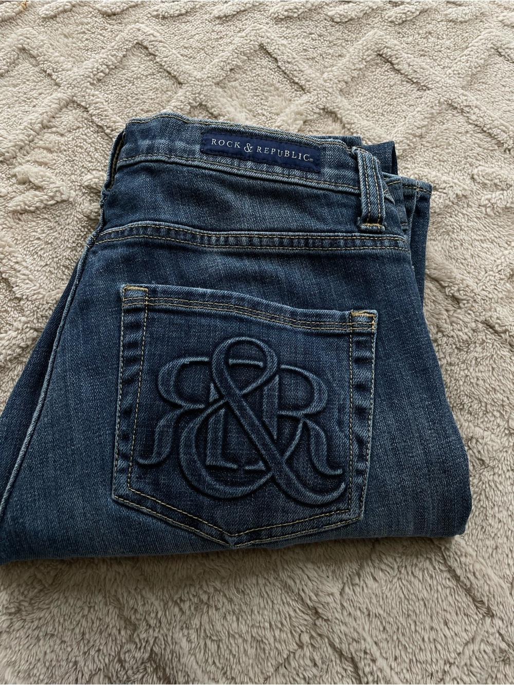 Rock & Republic Dark Blue Flare Jeans
Size 10